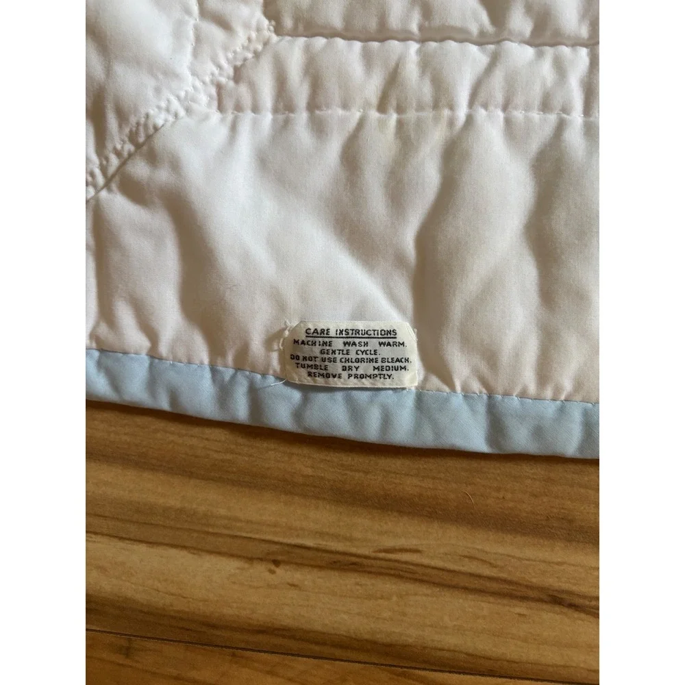 Vintage House of Hatten Baby Quilt Elephant Clown Circus Pastel Patchwork‎ White